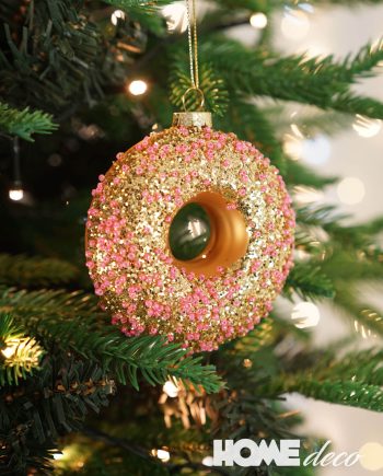 Ukras za božično drvce - Donut - 3.5 x 9 cm